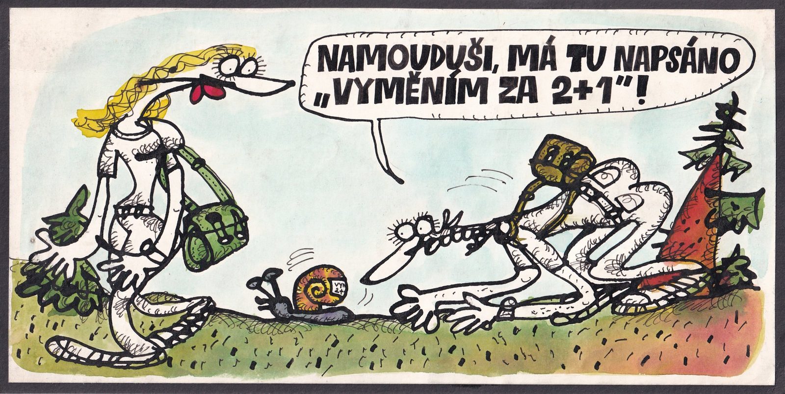 Trampka se sklání k hlemýždi na pěšině, za ní leží vyčerpaný tramp s krosnou.
