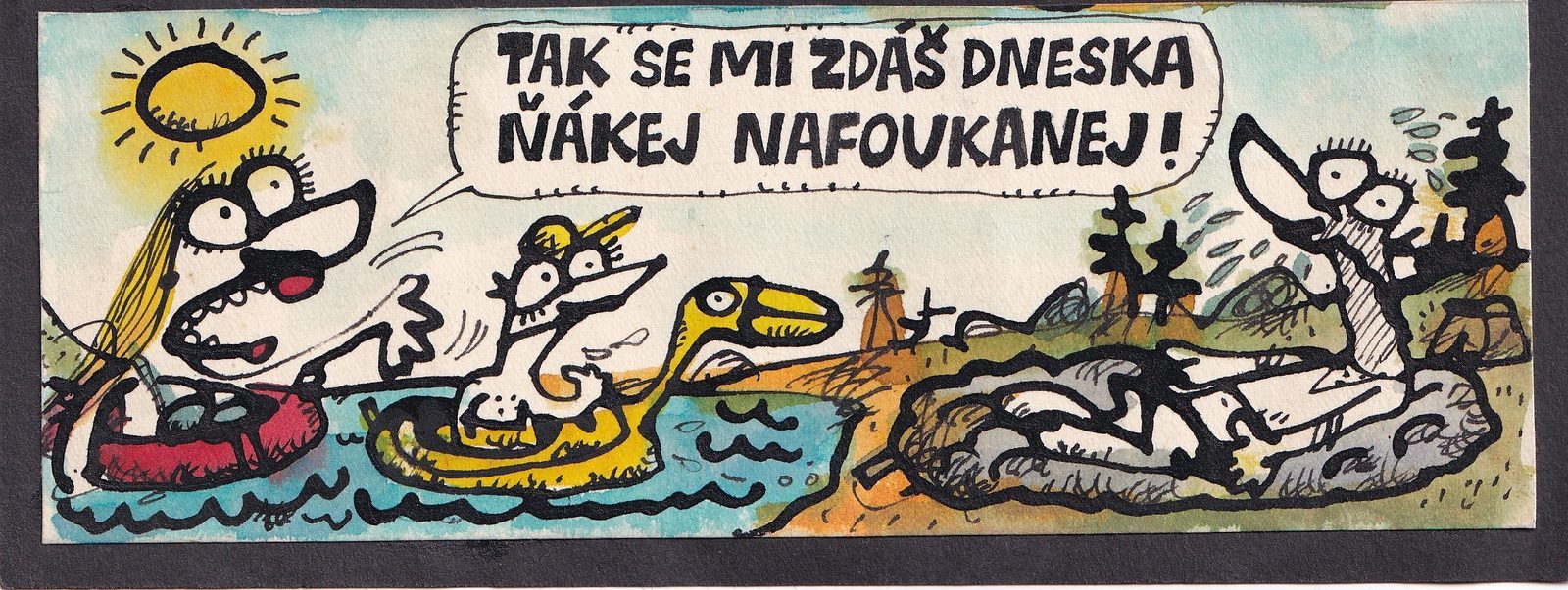 Trampové splouvají řeku v nafukovacích kruzích, jeden odpočívá na nafukovací matraci u břehu.